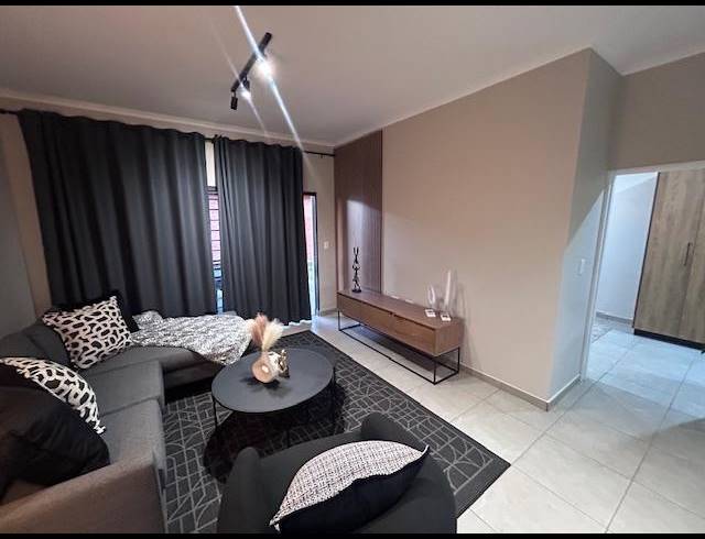 3 BEDROOM HOUSE FOR SALE IN RIETVALLEIRAND